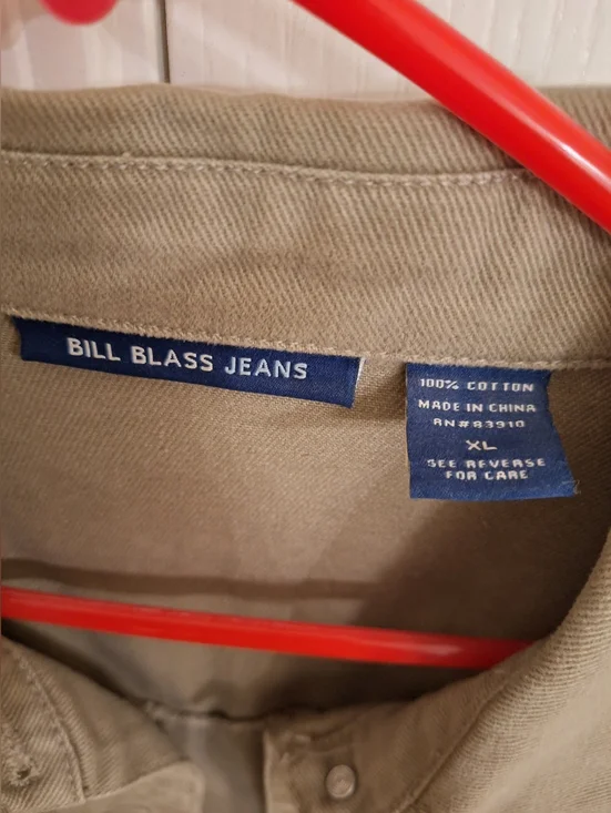 Bill Blass Woman's Jean Jacket in Khaki - Picture 4 of 6